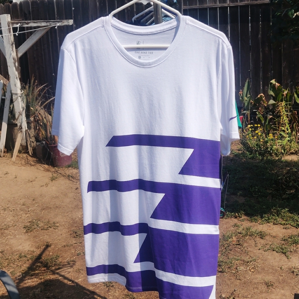 Nike NBA tee